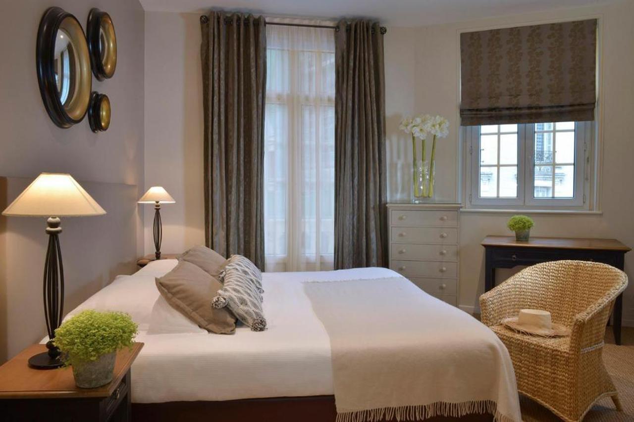 Hotel Le Fer A Cheval ทรูวิลล์-ซูร์-แมร์ ภายนอก รูปภาพ