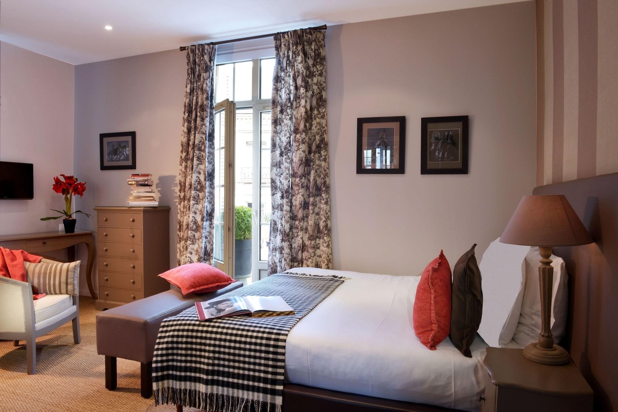 Hotel Le Fer A Cheval ทรูวิลล์-ซูร์-แมร์ ภายนอก รูปภาพ