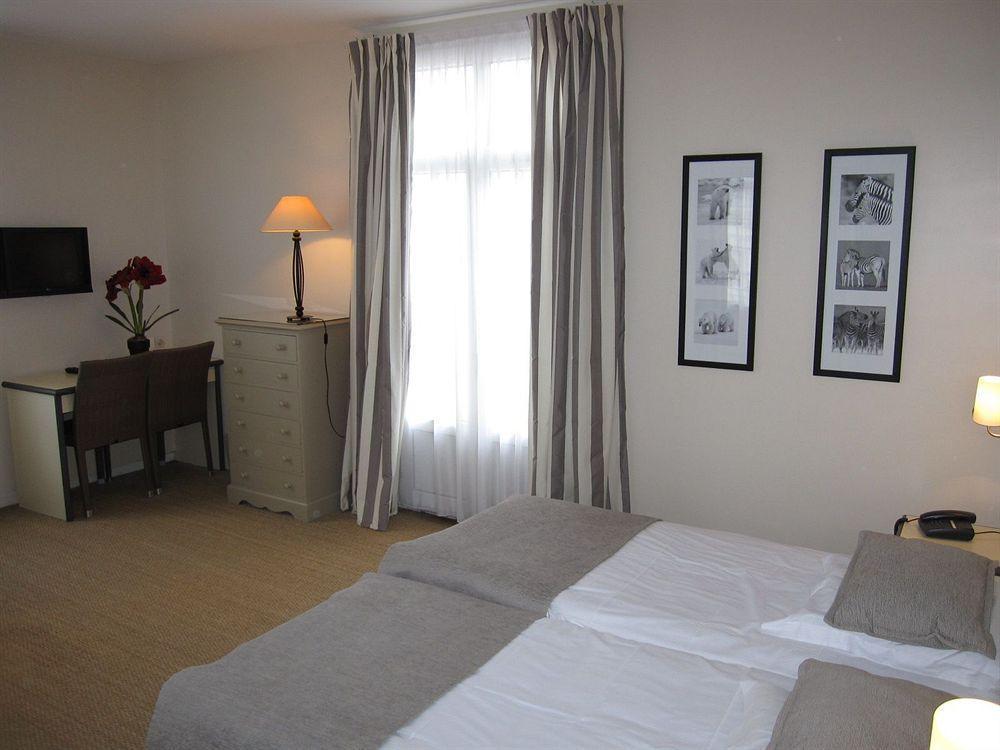 Hotel Le Fer A Cheval ทรูวิลล์-ซูร์-แมร์ ภายนอก รูปภาพ