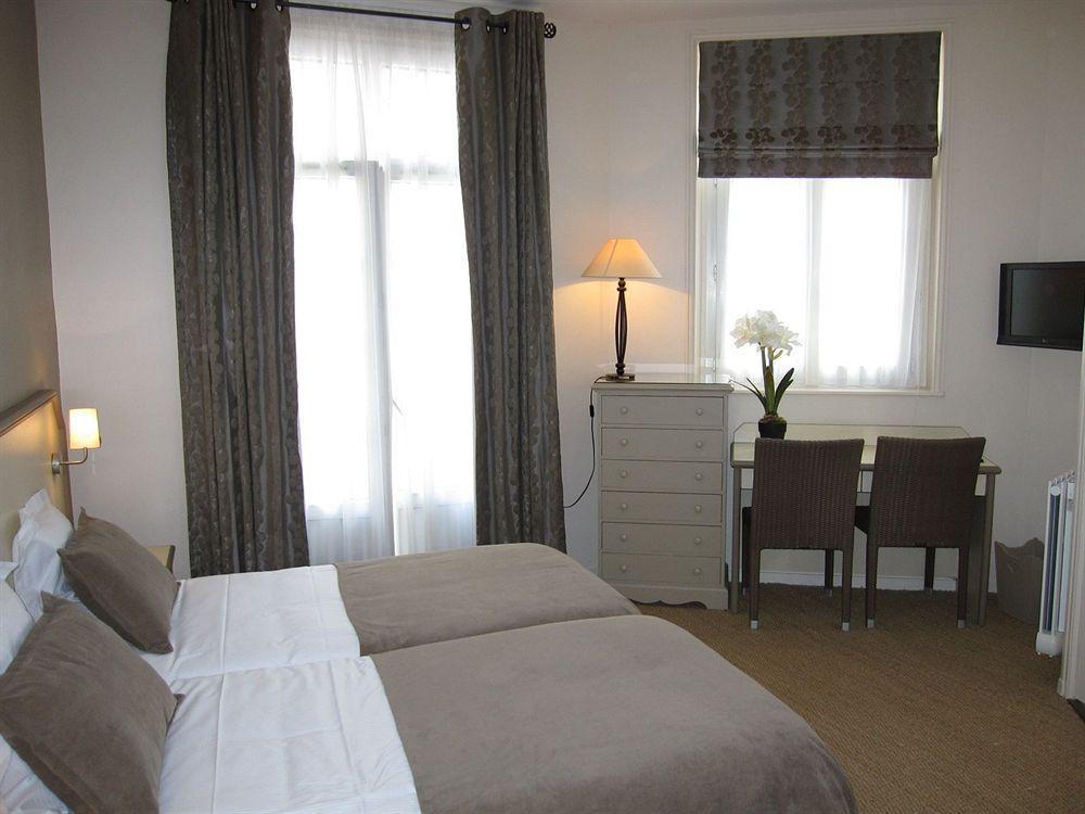 Hotel Le Fer A Cheval ทรูวิลล์-ซูร์-แมร์ ภายนอก รูปภาพ