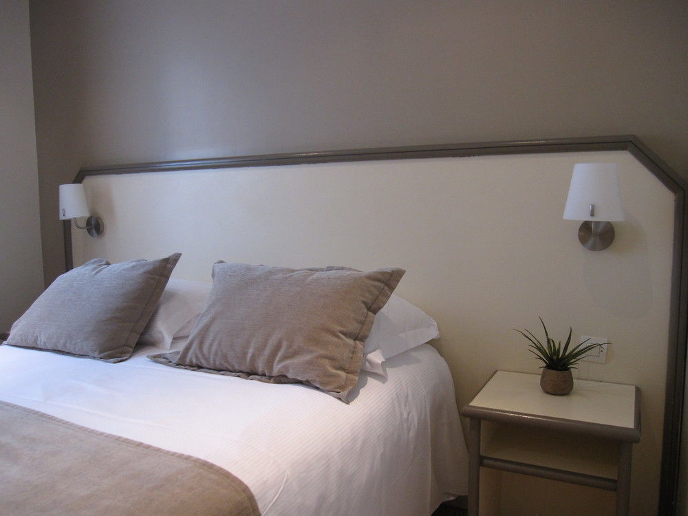Hotel Le Fer A Cheval ทรูวิลล์-ซูร์-แมร์ ภายนอก รูปภาพ